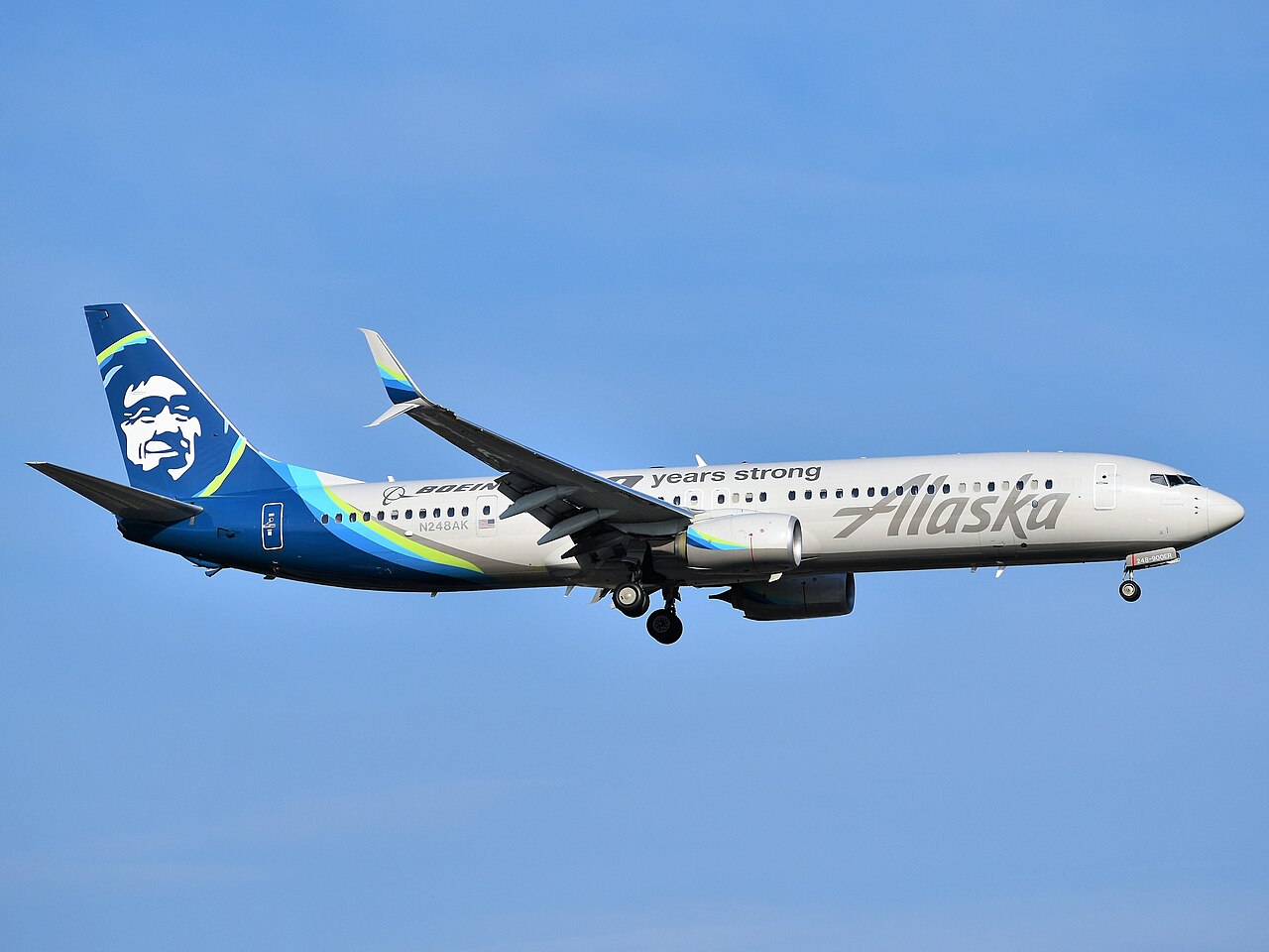 Alaska Airlines Boeing 737-900ER